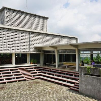 Pembacaan Konteks Lapisan Waktu, Narasi, dan&nbsp;Kolaborasi