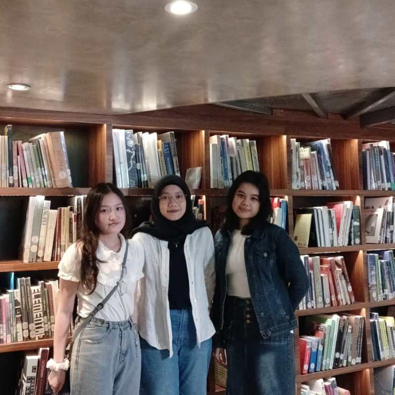 Jesslyn, Michelle &&nbsp;Salsa.M