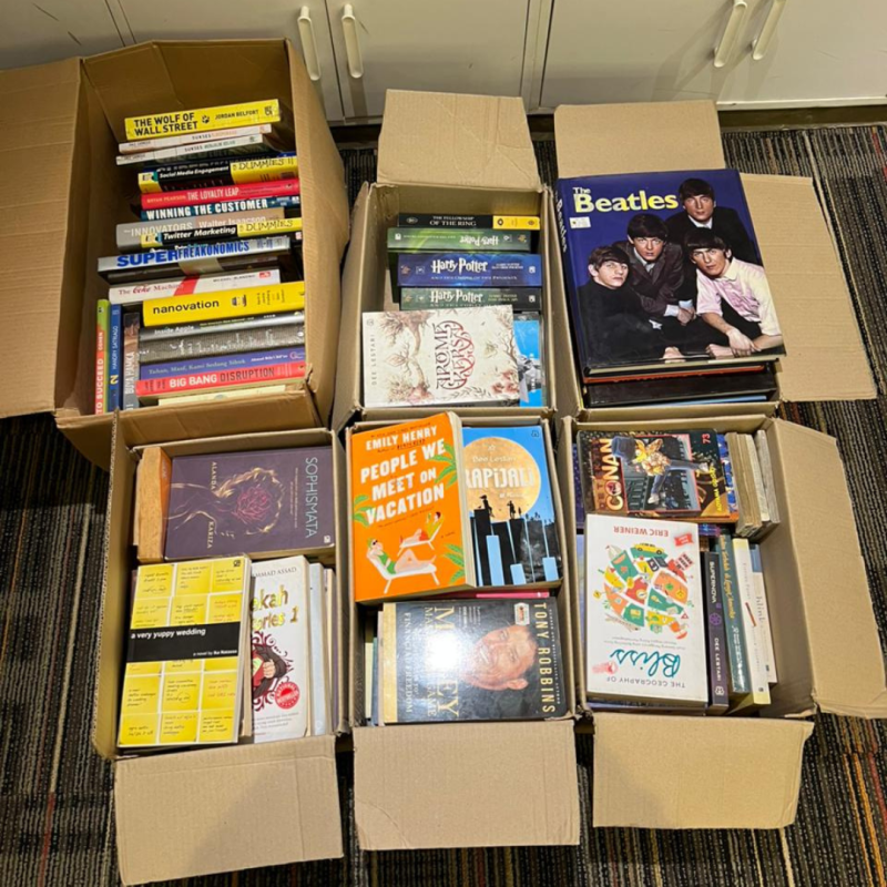 Book Donation – Hanna dan Prasetyo&nbsp;Wahyu