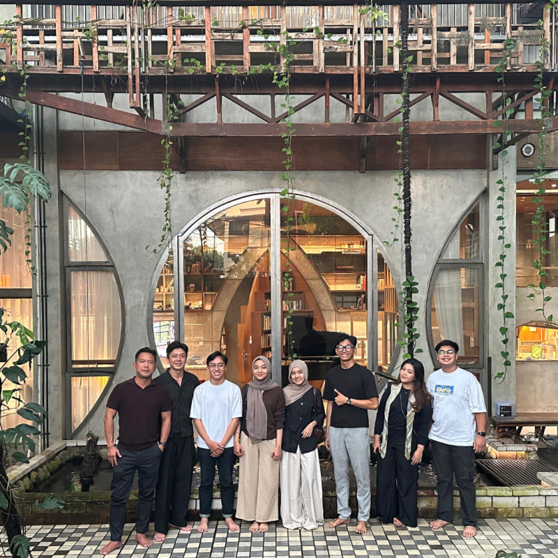 Experiencing – Syaukat Zidane, Ainun, Aya, Ridwan, Aswin, Ryan Hidayat, Dimas &&nbsp;Shifa