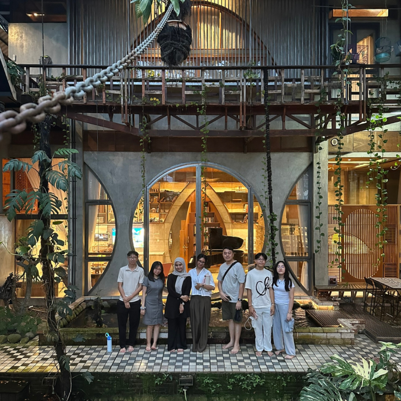 Experiencing – Janie, Fredy, Aldrich, Chasya, Diza, lea &&nbsp;Hermawan